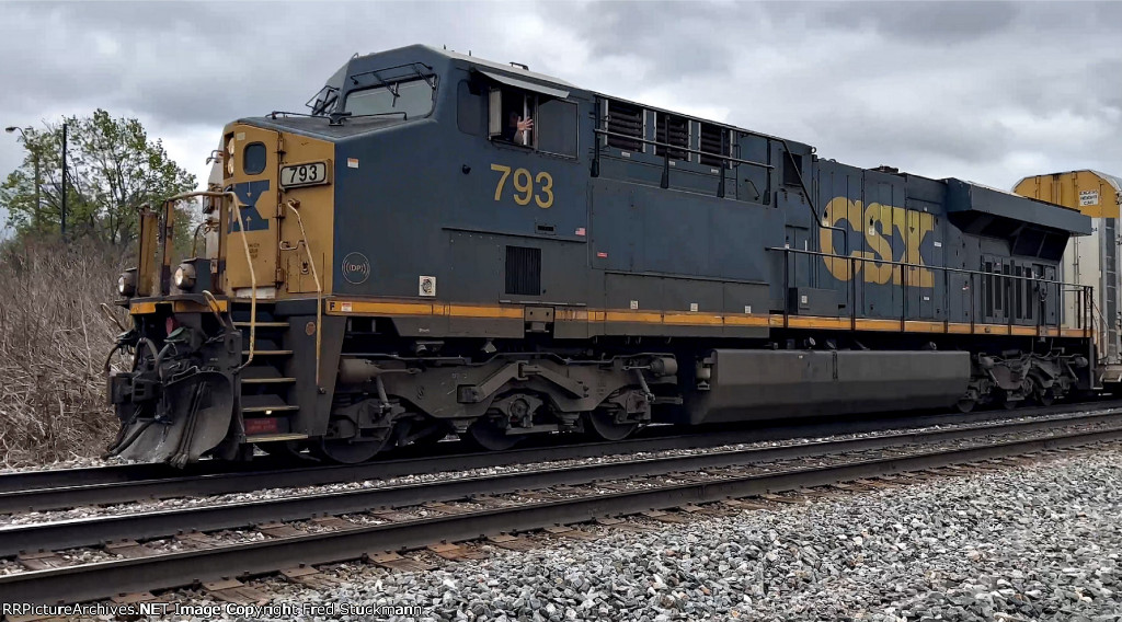 CSX 793 with a wave leads M214.